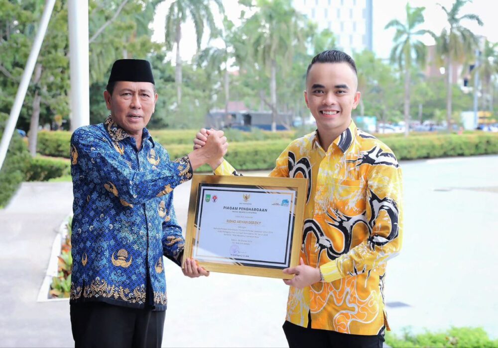Luar Biasa! Sekretaris Karang Taruna Ridho Arvan Dedzky Raih Pemuda Pelopor Kota Batam 2024