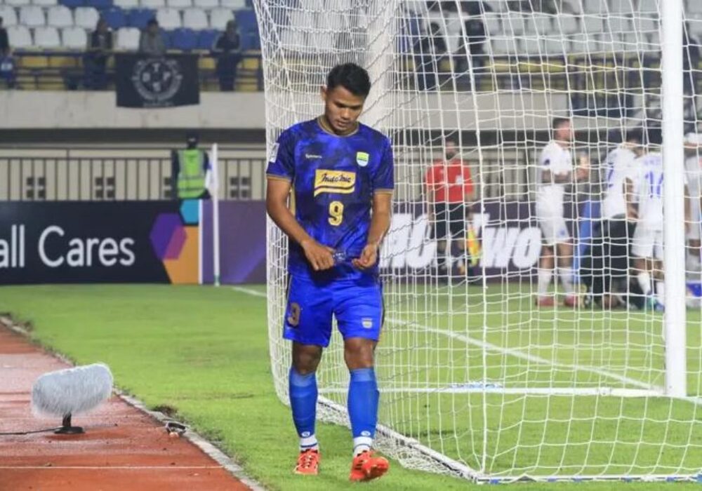 Emosi Dimas Drajat saat Lawan Klub Singapura Berujung Sanksi AFC
