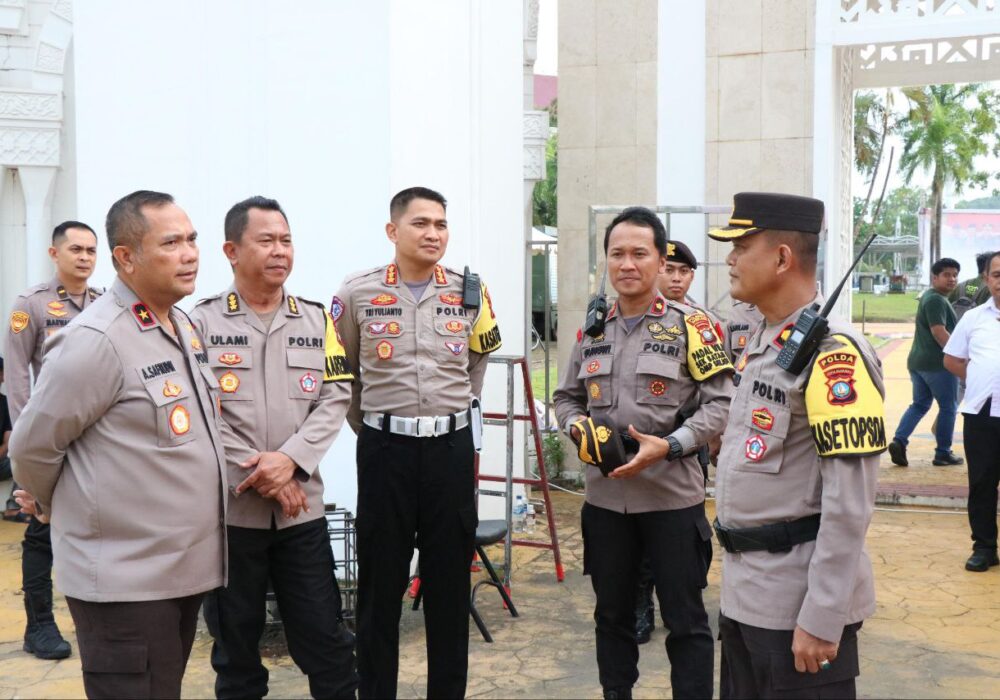 Wakapolda Kepri Pimpin Pengecekan Kesiapan Pos Pengamanan dan Pos Pelayanan dalam Operasi Lilin Seligi 2024