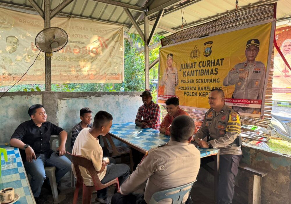 Polsek Sekupang Laksanakan Program #Jumat Curhat Kamtibmas Presisi Kapolri# di Kecamatan Sekupang