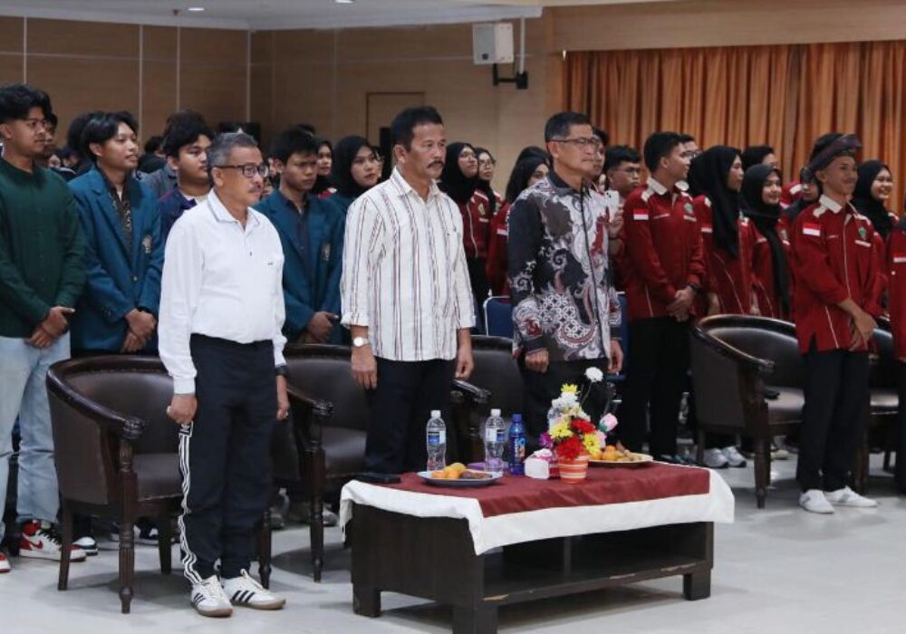 Wali Kota Batam Lantik Pengurus IPMKOB Pekanbaru, Ajak Mahasiswa Berperan dalam Pembangunan Daerah
