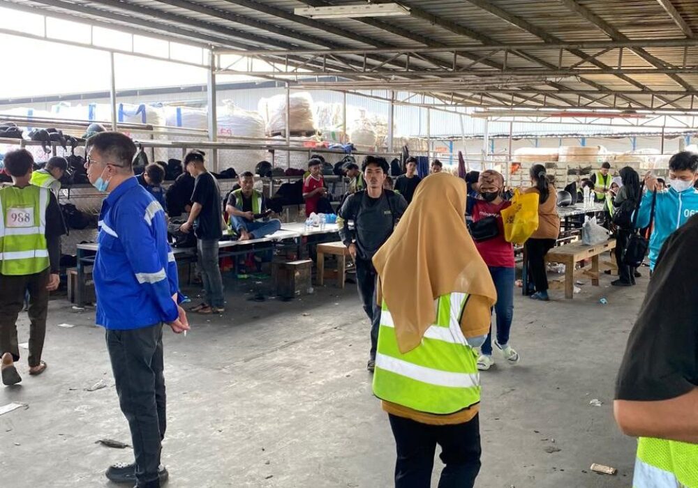 Esun dan Kisah di Balik Mesin: Pabrik yang Menumbuhkan Harapan