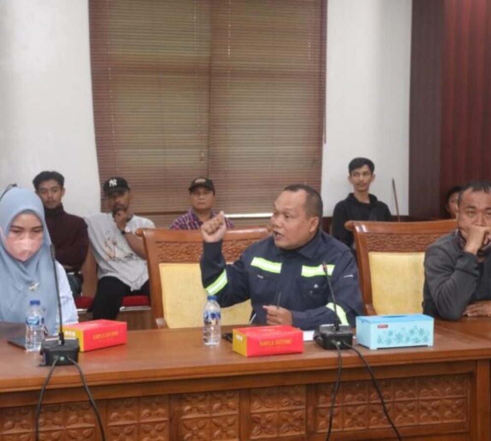 Komisi IV DPRD Batam Gelar RDPU: Sengketa Gaji Pekerja PT VRS Memanas, Mediasi Berlanjut