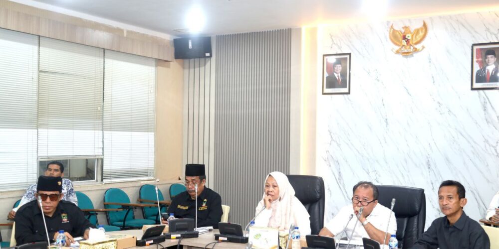 Bapemperda DPRD Batam Bahas Ranperda Lembaga Adat Melayu Lewat FGD, Libatkan Pemangku Kepentingan