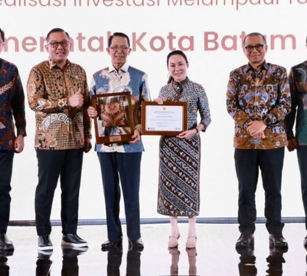 Lampaui Target Investasi 2025, Pemko Batam Borong Dua Penghargaan dari Kementerian Investasi dan Hilirisasi