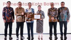 Lampaui Target Investasi 2025, Pemko Batam Borong Dua Penghargaan dari Kementerian Investasi dan Hilirisasi