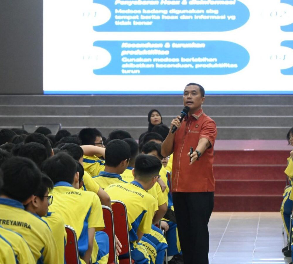 Polda Kepri Sosialisasikan Literasi Digital ke Pelajar SMPS Maitreyawira Batam, Cegah Dampak Negatif Media Sosial