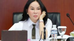 Genap 54 Tahun, Li Claudia Chandra Akui Workaholic: “Kalau Sudah Kerja, Saya Sampai Lupa Waktu”