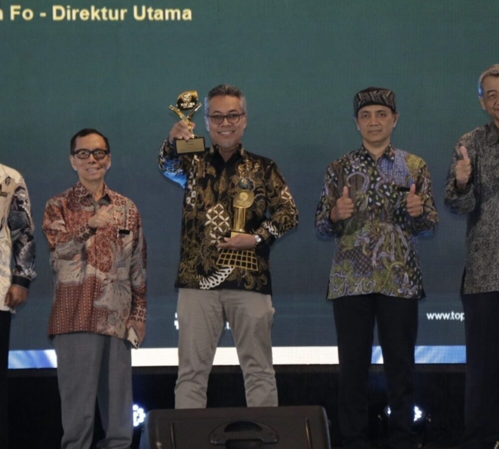 PLN Batam Borong Dua Penghargaan Bergengsi di TOP CSR Awards 2026, Kwin Fo Raih TOP Leader on CSR Commitment