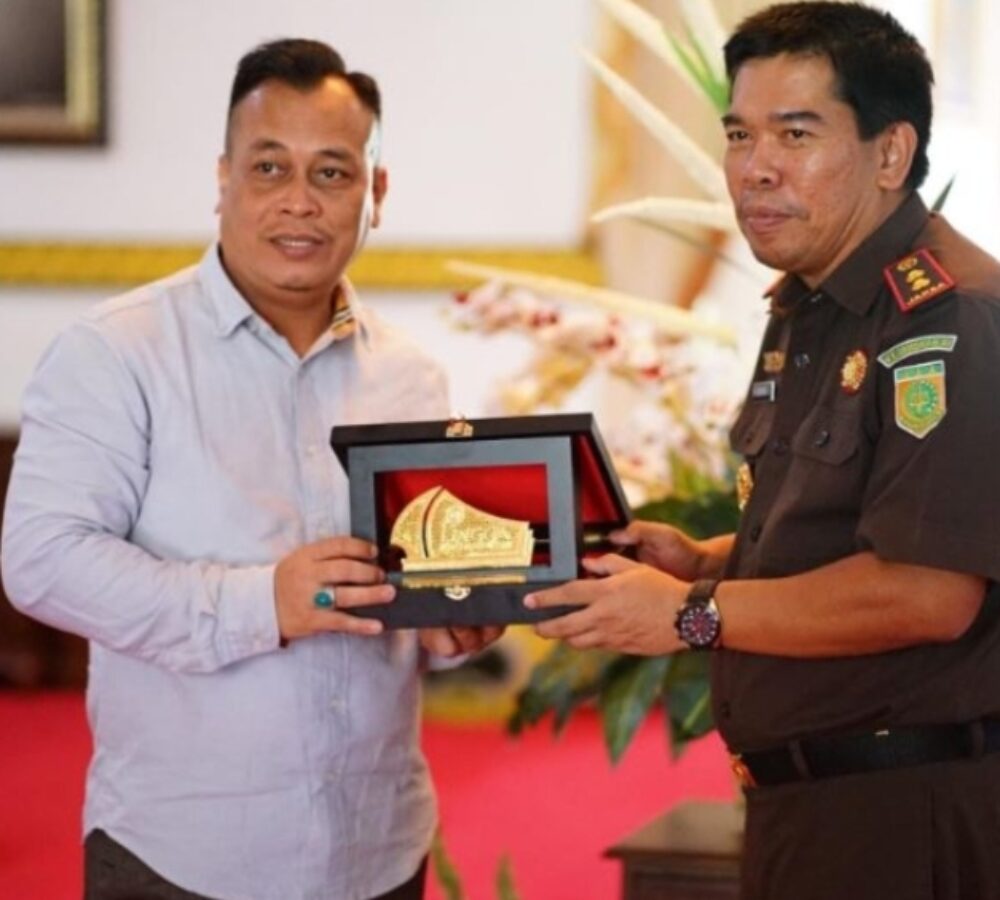 Eks Kajari Lingga Diamankan Jamintel Kejagung, Publik Soroti Pengawasan Proyek Saat Bertugas di Bunda Tanah Melayu