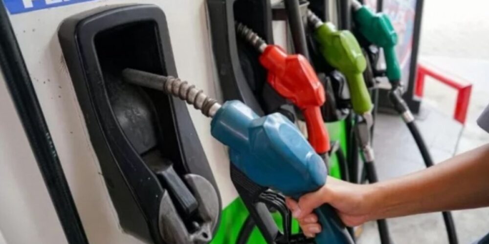 Harga Pertamax di Kepri Tembus Rp17.000 per Liter, Pertamax Green Naik hingga Rp17.750