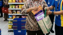 Lupa Bawa Dompet Atau Sengaja? Emak-emak ‘Gasak’ Barang Kebutuhan Rp2 Juta Selama Seminggu di Indomaret