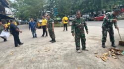 Polsek Sekupang bersama Koramil 02 Sekupang dan warga setempat menggelar aksi gotong royong massal di kawasan Pasar Sei Harapan, Kelurahan Sei Harapan, Jumat (31/7/2026) pagi.