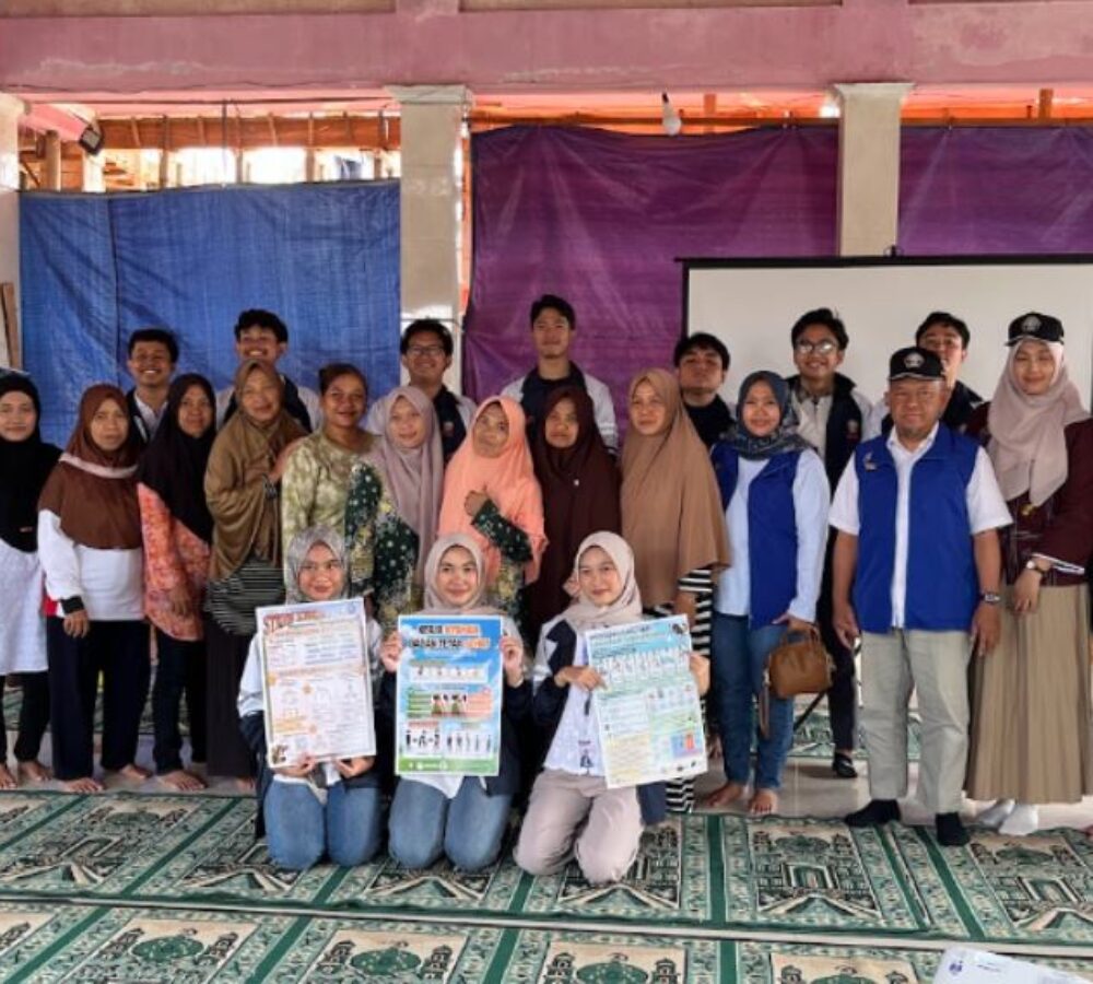 Lebih dari Memeras Susu: Tim KKN Undip “Naikkan Kelas” UMKM Sapi Perah melalui Edukasi Produksi dan Kesejahteraan Pekerja