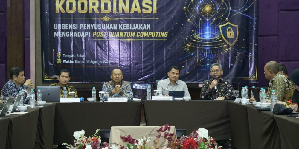 Rapat koordinasi Kemenko Polkam dan BSSN bahas kebijakan Post-Quantum Cryptography untuk keamanan siber Indonesia.