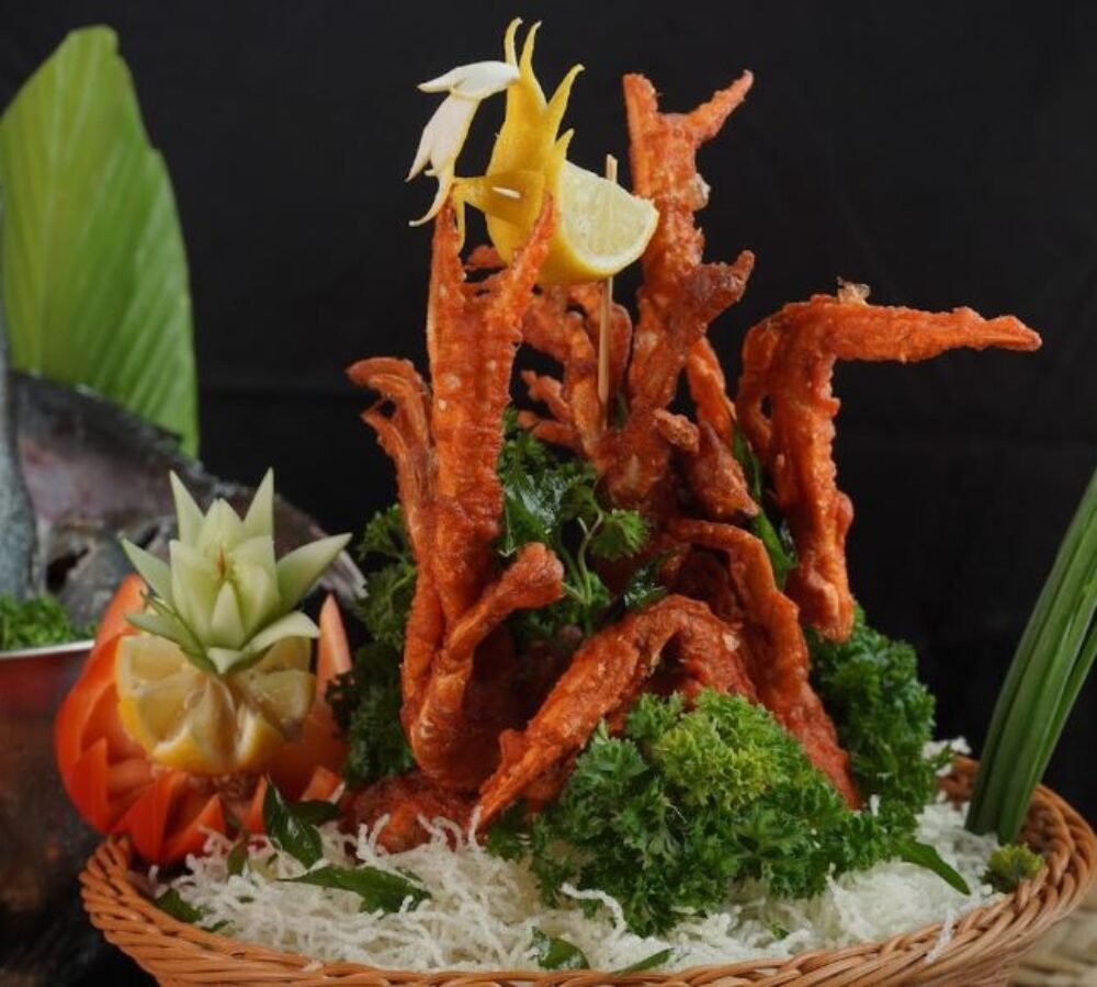 Cita Rasa Pesisir di Oakwood Grand Batam: Nikmati Lobster Rempah hingga Asam Pedas Minang