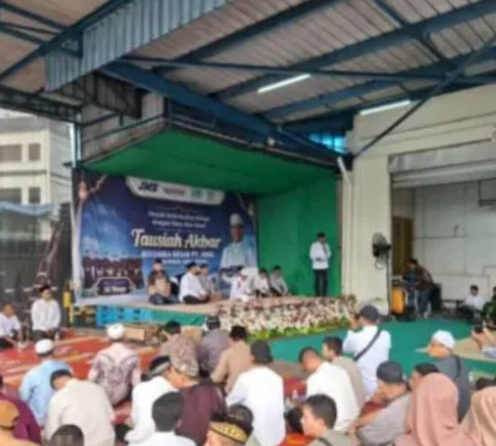 Ustadz Das’ad Latif Isi Tausiyah Akbar di PT JMS Batam, Polresta Barelang Pastikan Acara Kondusif